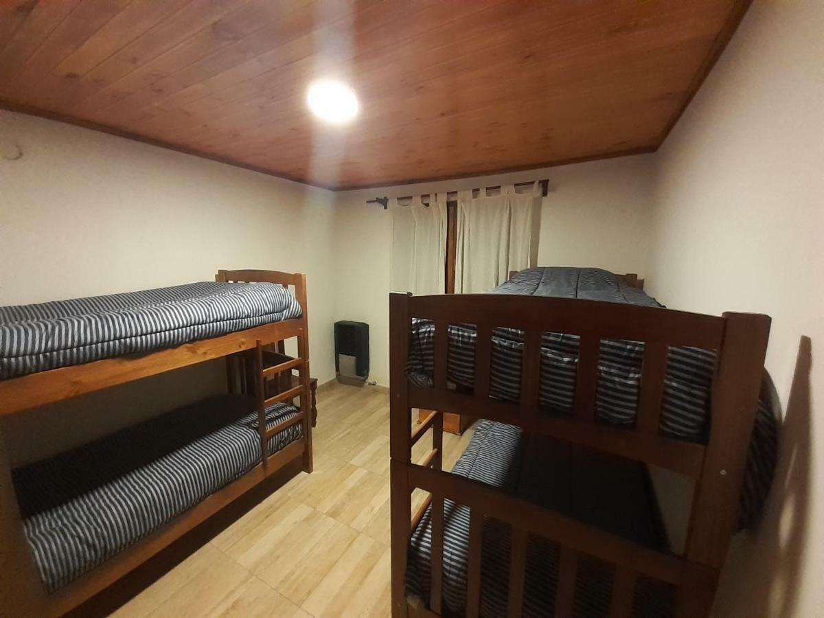 Cama individual en habitación compartida